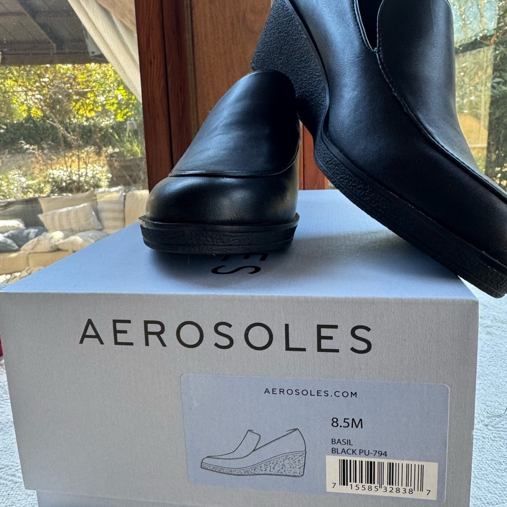 Brand new pair of Aerosoles wedge loafer style shoe